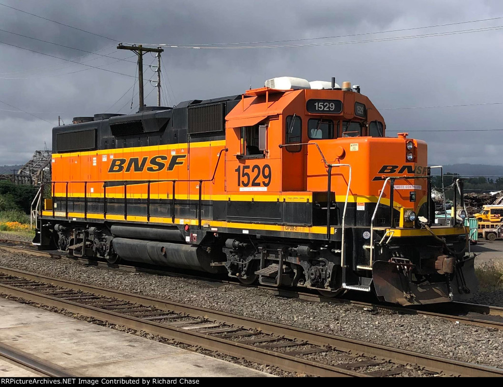 BNSF 1529